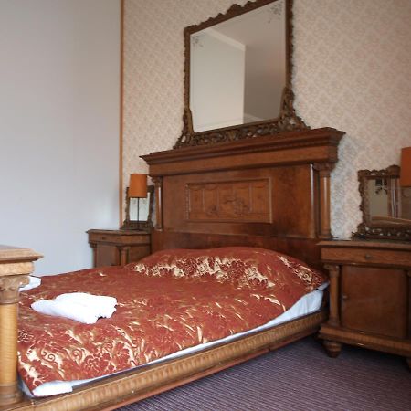 Hotel I Restauracja Chopin Zary  Bagian luar foto