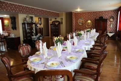 Hotel I Restauracja Chopin Zary  Bagian luar foto